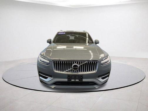 2023 Volvo XC90 Recharge Plug-In Hybrid T8 Plus Bright Theme 7-Seater