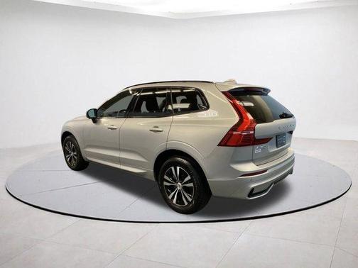 2025 Volvo XC60 B5 Core