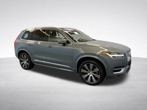 Thunder Gray Metallic 2023 Volvo XC90 B6 Ultimate 7-Seater