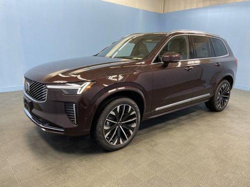 2026 Volvo XC90 PLUS