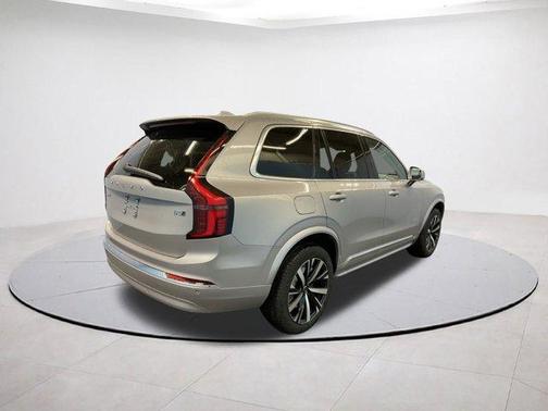 2026 Volvo XC90 B5 Core