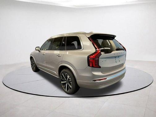 2026 Volvo XC90 B5 Core