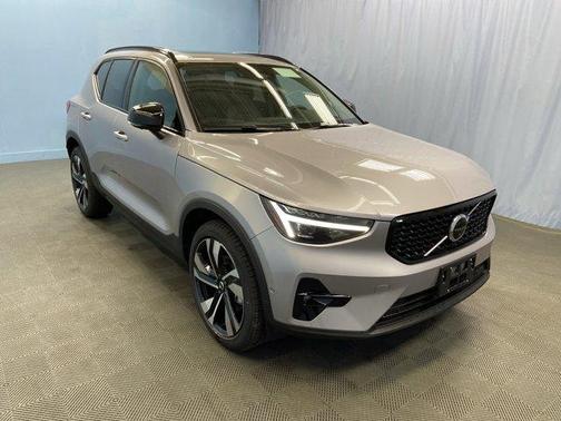 2026 Volvo XC40 ULTRA