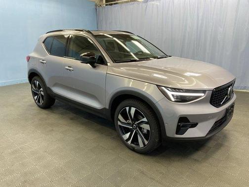 2026 Volvo XC40 ULTRA