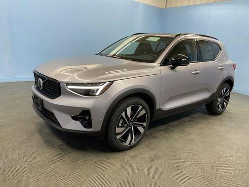 2026 Volvo XC40 ULTRA