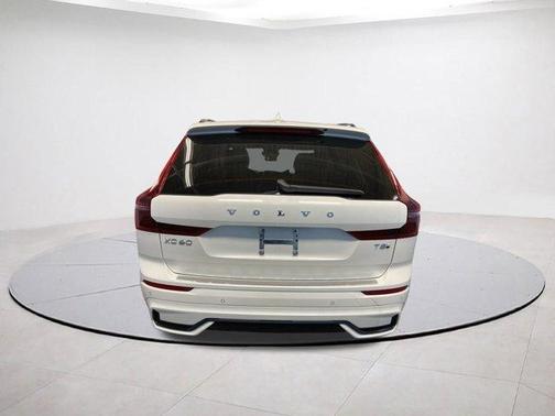2026 Volvo XC60 Plug-In Hybrid T8 Ultra