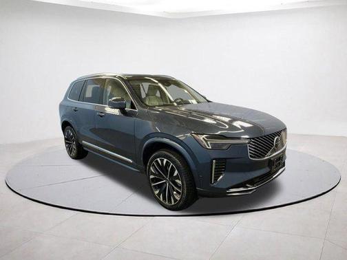 2026 Volvo XC90 B6 Ultra 7-Seater
