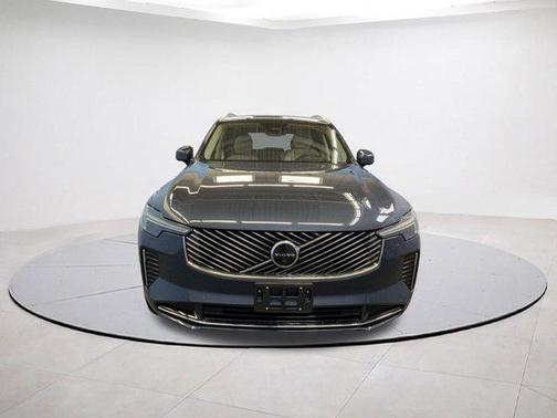 2026 Volvo XC90 B6 Ultra 7-Seater