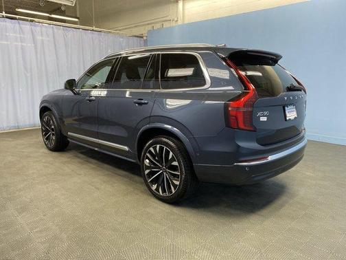 2026 Volvo XC90 B6 Ultra 7-Seater