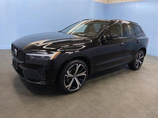 2025 Volvo XC60 B5 Ultra