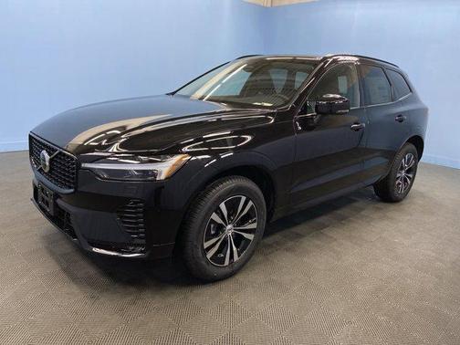 2025 Volvo XC60 B5 Core