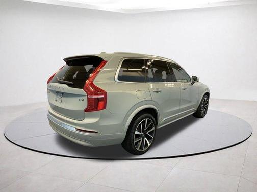 2024 Volvo XC90 B6 Plus Bright Theme 7-Seater