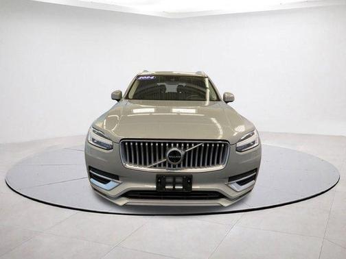 2024 Volvo XC90 B6 Plus Bright Theme 7-Seater