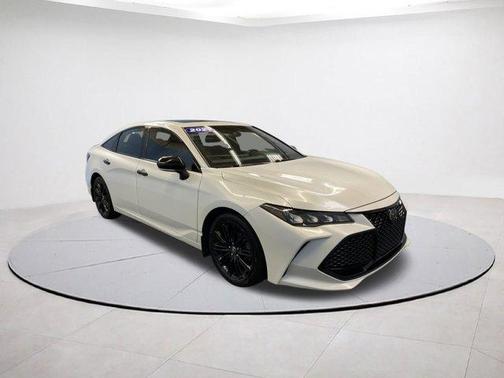 2021 Toyota Avalon Sedan