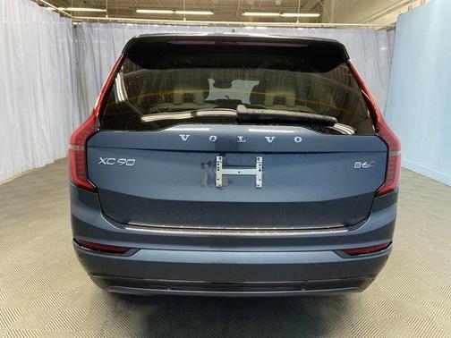 2026 Volvo XC90 ULTRA THEME