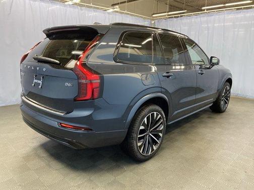 2026 Volvo XC90 ULTRA THEME