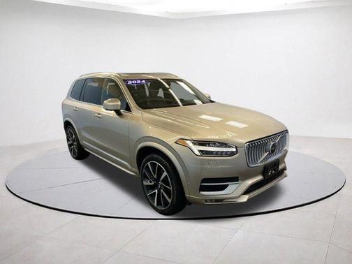2024 Volvo XC90 B6 Plus Bright Theme 7-Seater
