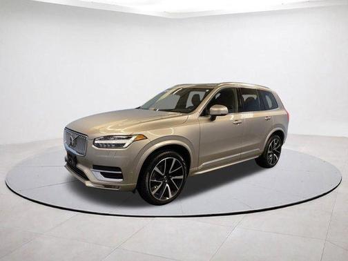 2024 Volvo XC90 B6 Plus Bright Theme 7-Seater