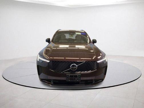 2026 Volvo XC90 B6 Ultra Dark Theme 7-Seater