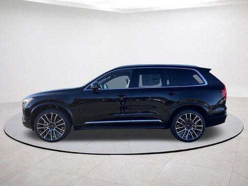 2026 Volvo XC90 B6 Plus 6-Seater