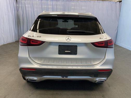 2021 Mercedes-Benz GLA 250 Base 4MATIC