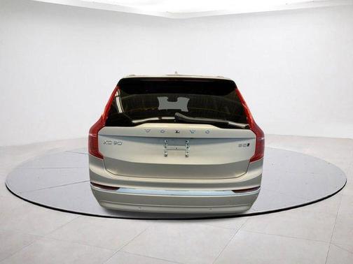 2024 Volvo XC90 B5 Core Bright Theme