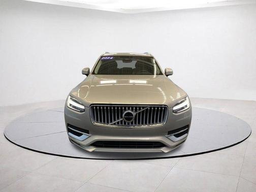 2024 Volvo XC90 B5 Core Bright Theme