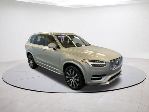 2024 Volvo XC90 B5 Core Bright Theme