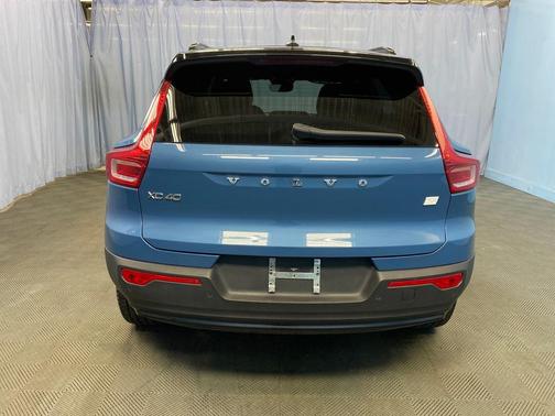 2023 Volvo XC40 Recharge Pure Electric Twin Ultimate
