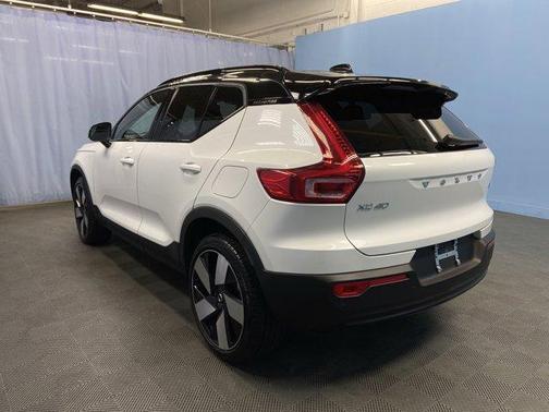2023 Volvo XC40 Recharge Pure Electric Twin Ultimate