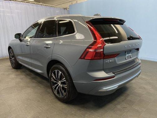 2022 Volvo XC60 B5 Inscription