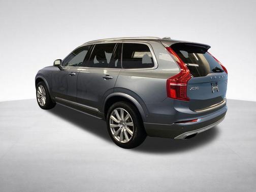 Gray Metallic 2018 Volvo XC90 T6 Inscription