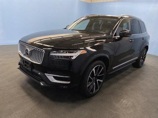 2024 Volvo XC90 B6 Ultimate Bright Theme 7-Seater