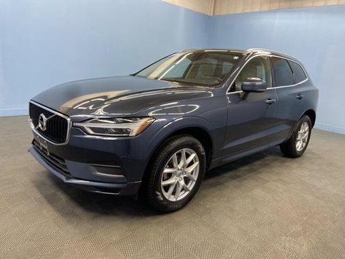 2020 Volvo XC60 T5 Momentum