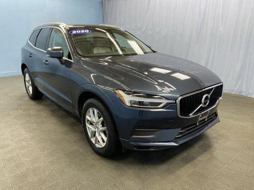2020 Volvo XC60 T5 Momentum