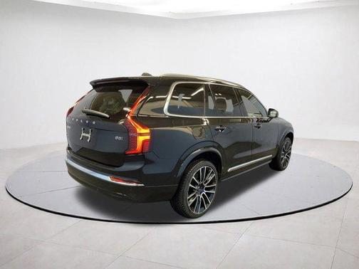 2026 Volvo XC90 B5 Plus 7-Seater