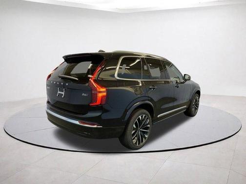 2026 Volvo XC90 B6 Ultra 7-Seater