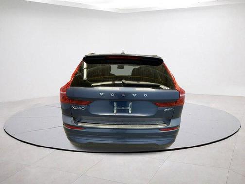 2023 Volvo XC60 B5 Core