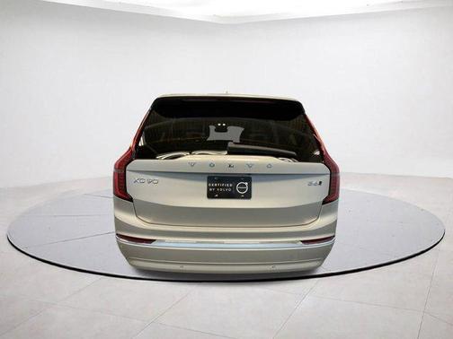 2025 Volvo XC90 B6 Plus 7-Seater