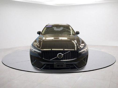 2025 Volvo XC60 B5 Core
