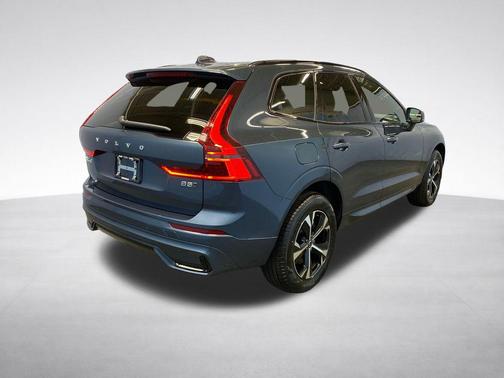 Denim Blue Metallic 2026 Volvo XC60 B5 Core