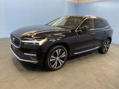 2022 Volvo XC60 B5 Inscription