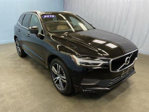 2019 Volvo XC60 T5 Momentum