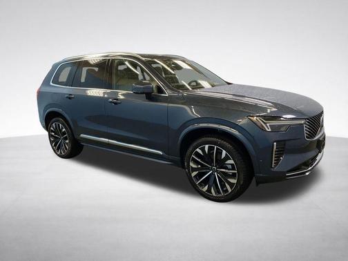 Denim Blue Metallic 2026 Volvo XC90 B6 Plus 7-Seater