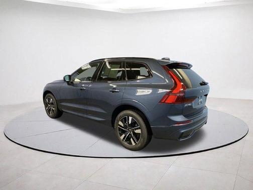 2026 Volvo XC60 B5 Core