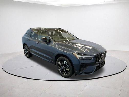 2026 Volvo XC60 B5 Core