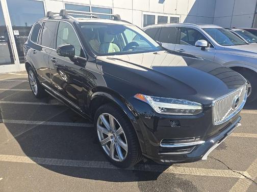 Onyx Black Metallic 2017 Volvo XC90 T6 Inscription