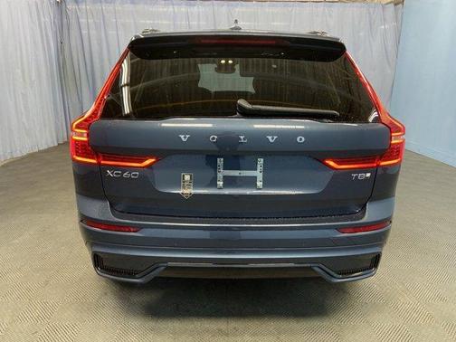 2025 Volvo XC60 Plug-In Hybrid T8 Plus