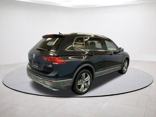 2018 Volkswagen Tiguan 2.0T SEL Premium
