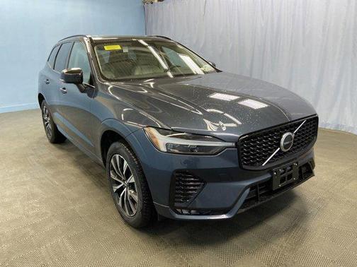 2025 Volvo XC60 B5 Core